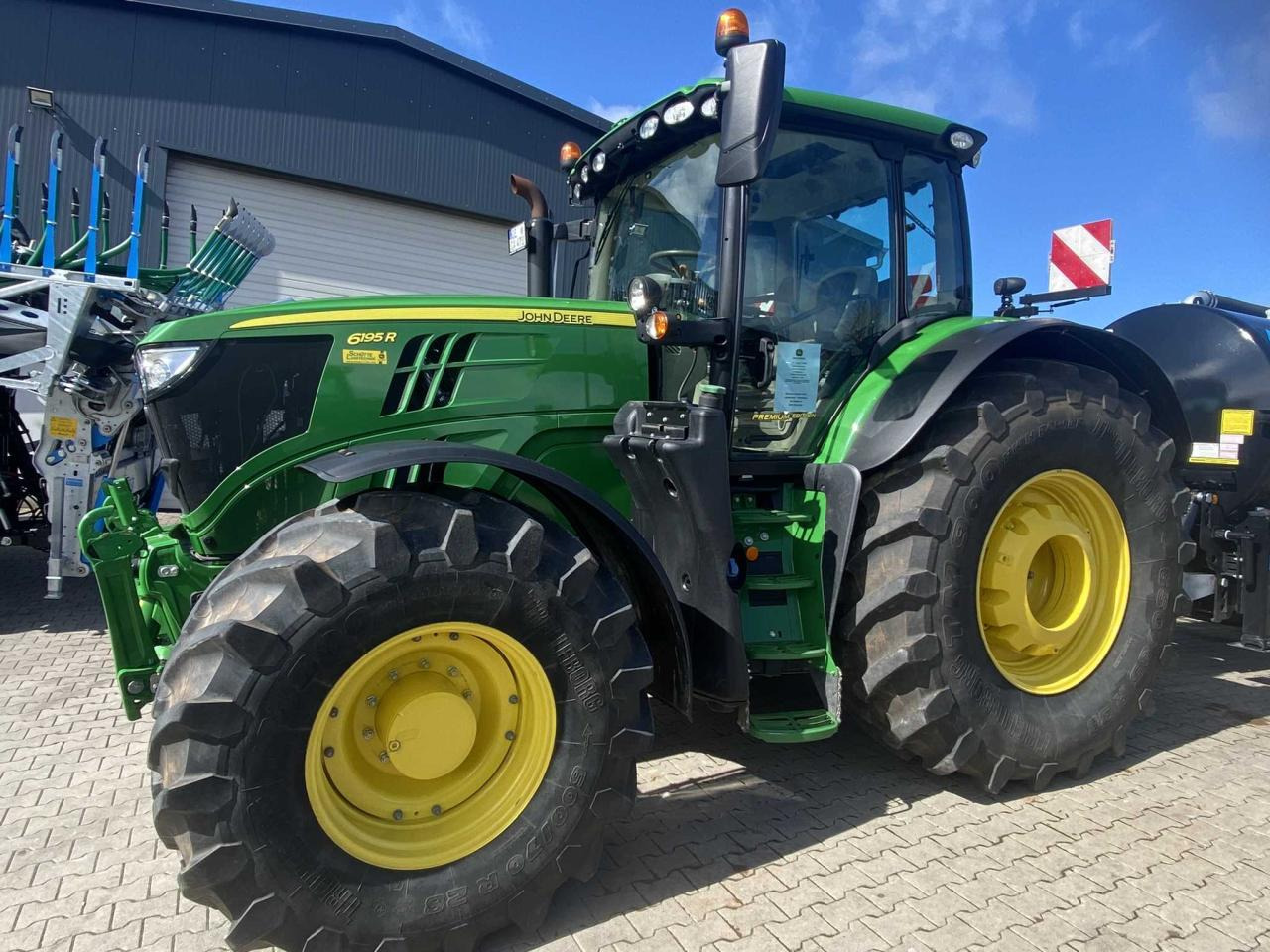 John Deere 6195R - Tractor: foto 3 John Deere 6195R - Tractor: foto 3