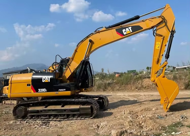 CATERPILLAR heavy Excavator CAT 320d 320D2 320D2L 323D 325d Original US Used CAT 320d Excavator 20Tons Excavator CAT320C 320D 320d2 on sale - Excavadora de cadenas: foto 4 CATERPILLAR heavy Excavator CAT 320d 320D2 320D2L 323D 325d Original US Used CAT 320d Excavator 20Tons Excavator CAT320C 320D 320d2 on sale - Excavadora de cadenas: foto 4