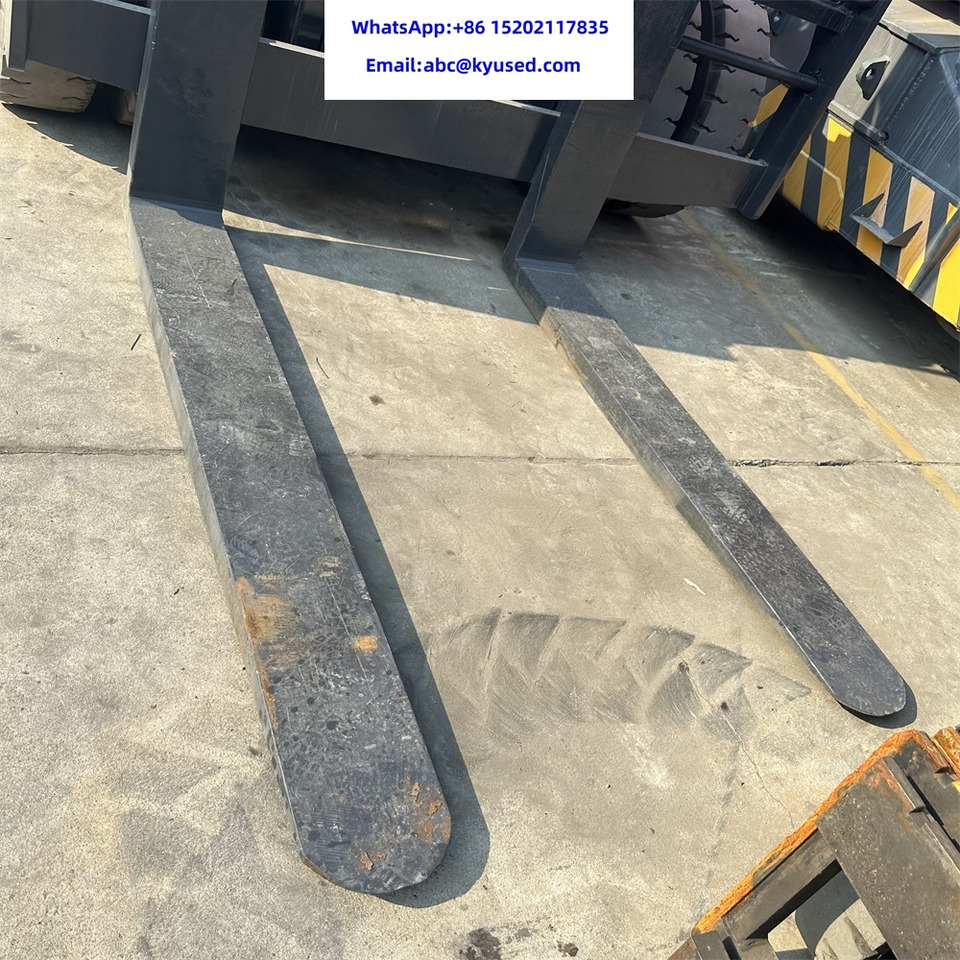 TCM FD200 20T 15T 16T - Carretilla elevadora diésel: foto 4 TCM FD200 20T 15T 16T - Carretilla elevadora diésel: foto 4