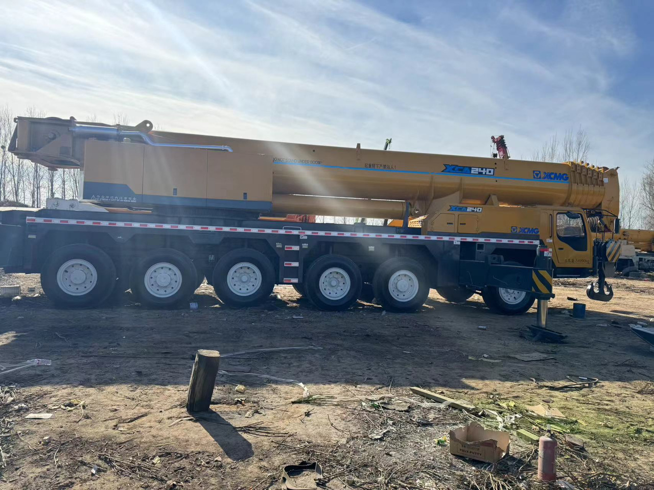 XCMG QAY240 XCT240 XCA240 240 ton 250 ton 260 ton 200 ton 220 ton crane - Autogrúa: foto 4 XCMG QAY240 XCT240 XCA240 240 ton 250 ton 260 ton 200 ton 220 ton crane - Autogrúa: foto 4