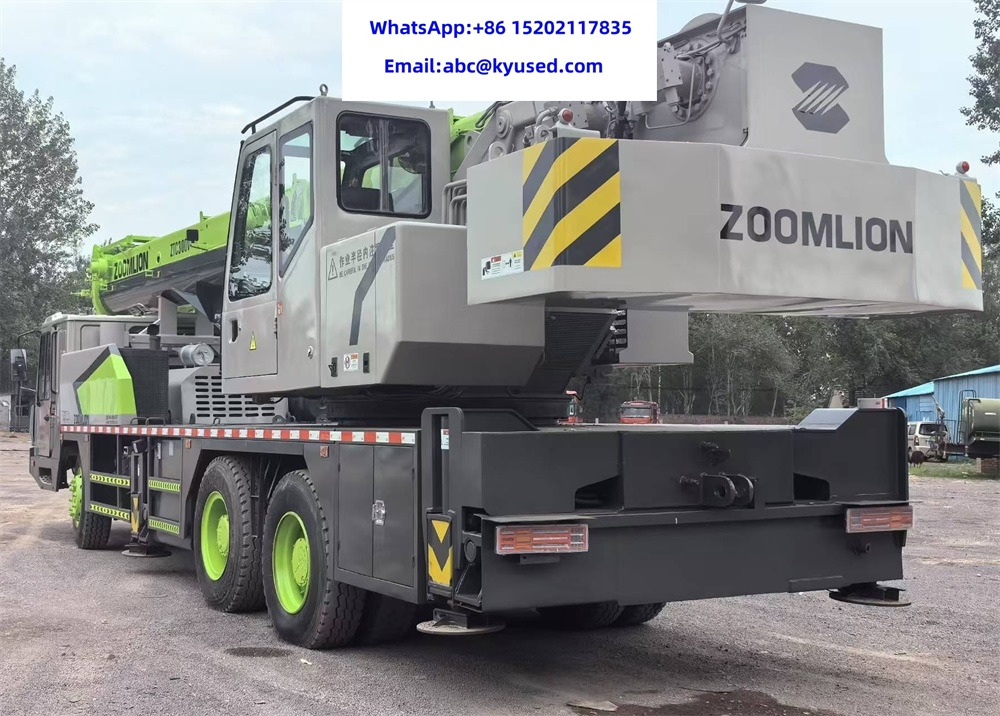 ZOOMLION ZTC300V 30ton - Autogrúa: foto 4 ZOOMLION ZTC300V 30ton - Autogrúa: foto 4