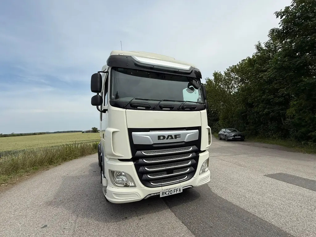 DAF XF 105 - Cabeza tractora: foto 2 DAF XF 105 - Cabeza tractora: foto 2