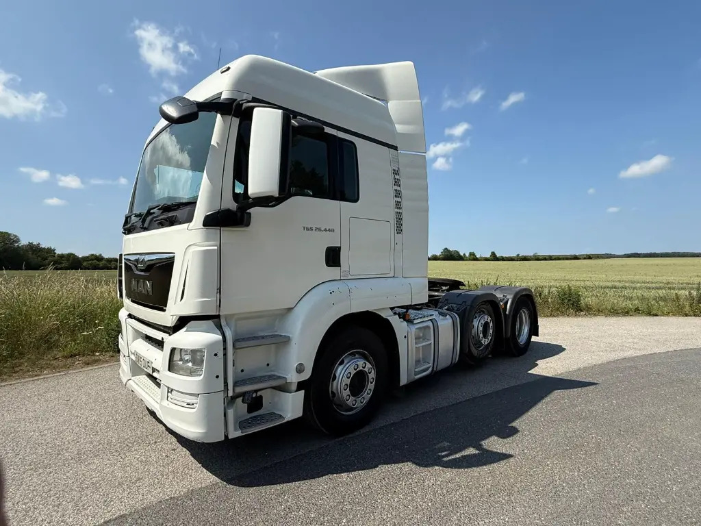 MAN TGS 26.440 6x2 - Cabeza tractora: foto 4 MAN TGS 26.440 6x2 - Cabeza tractora: foto 4