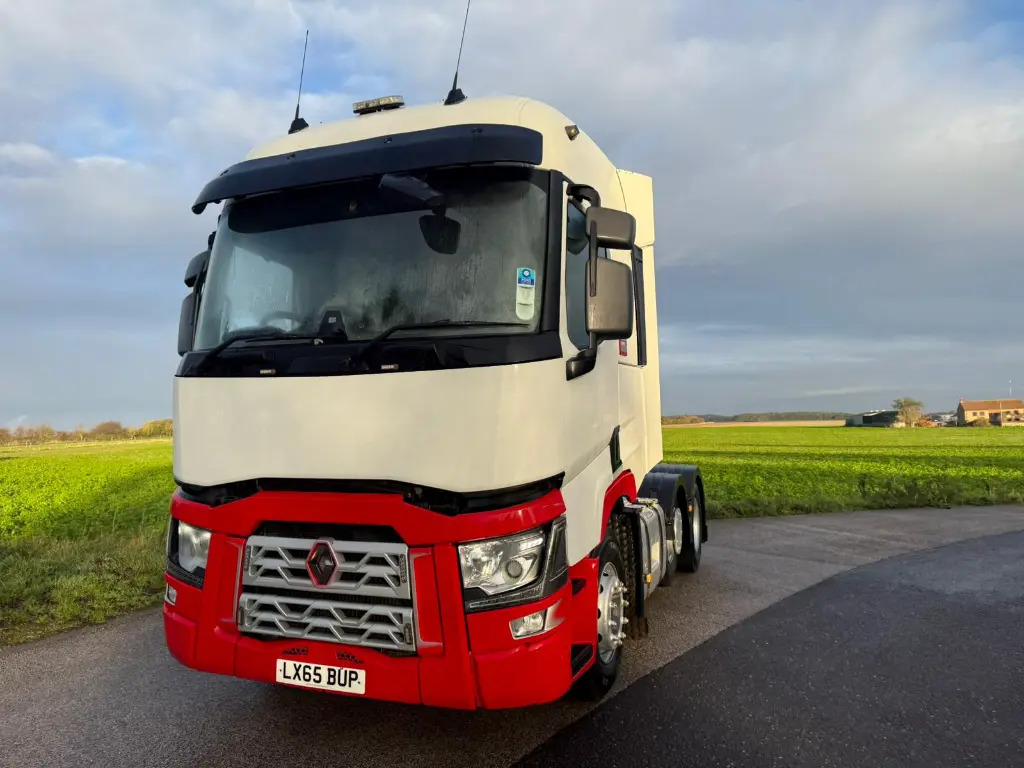 Renault T 460 6x2 - Hydraulics - RHD (BUP) - Cabeza tractora: foto 2 Renault T 460 6x2 - Hydraulics - RHD (BUP) - Cabeza tractora: foto 2