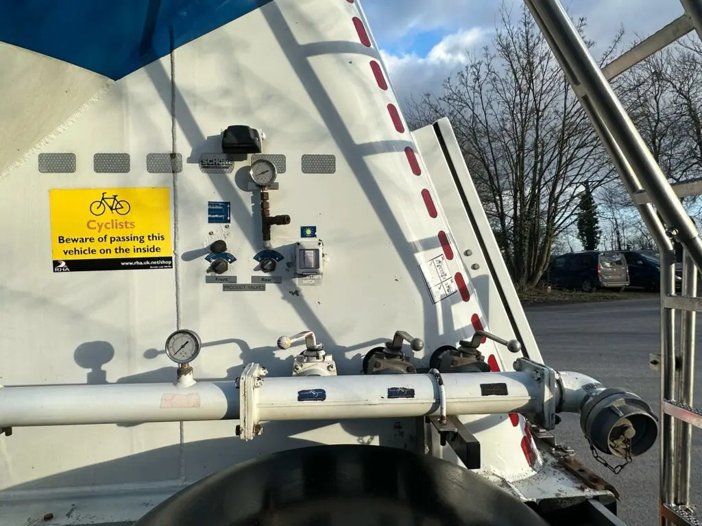 Semirremolque silo Feldbinder Powder Tanker: foto 20 Semirremolque silo Feldbinder Powder Tanker: foto 20