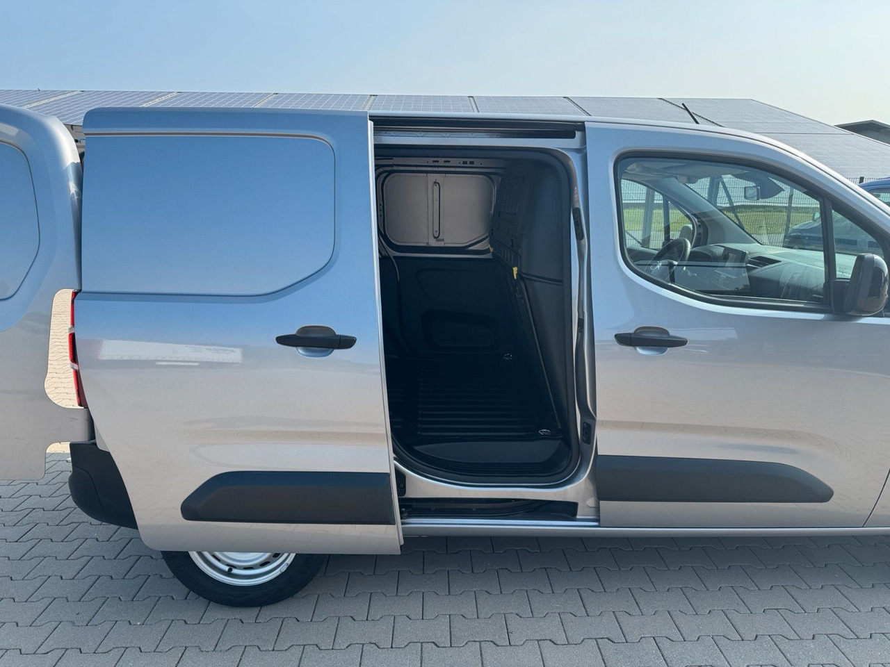 Furgoneta pequeña Citroën Berlingo Kasten Club | Klima, 3 Sitzer, Durchlad: foto 10