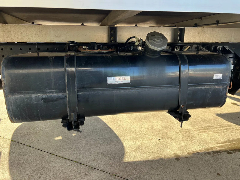 Mitsubishi Canter - Furgoneta caja cerrada: foto 5 Mitsubishi Canter - Furgoneta caja cerrada: foto 5