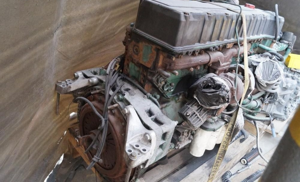 Volvo D12C Volvo FH 12 - Motor para Camión: foto 2 Volvo D12C Volvo FH 12 - Motor para Camión: foto 2