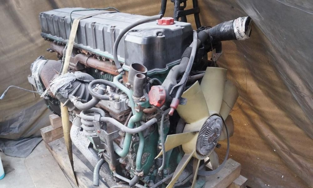 Volvo D12C Volvo FH 12 - Motor para Camión: foto 1 Volvo D12C Volvo FH 12 - Motor para Camión: foto 1