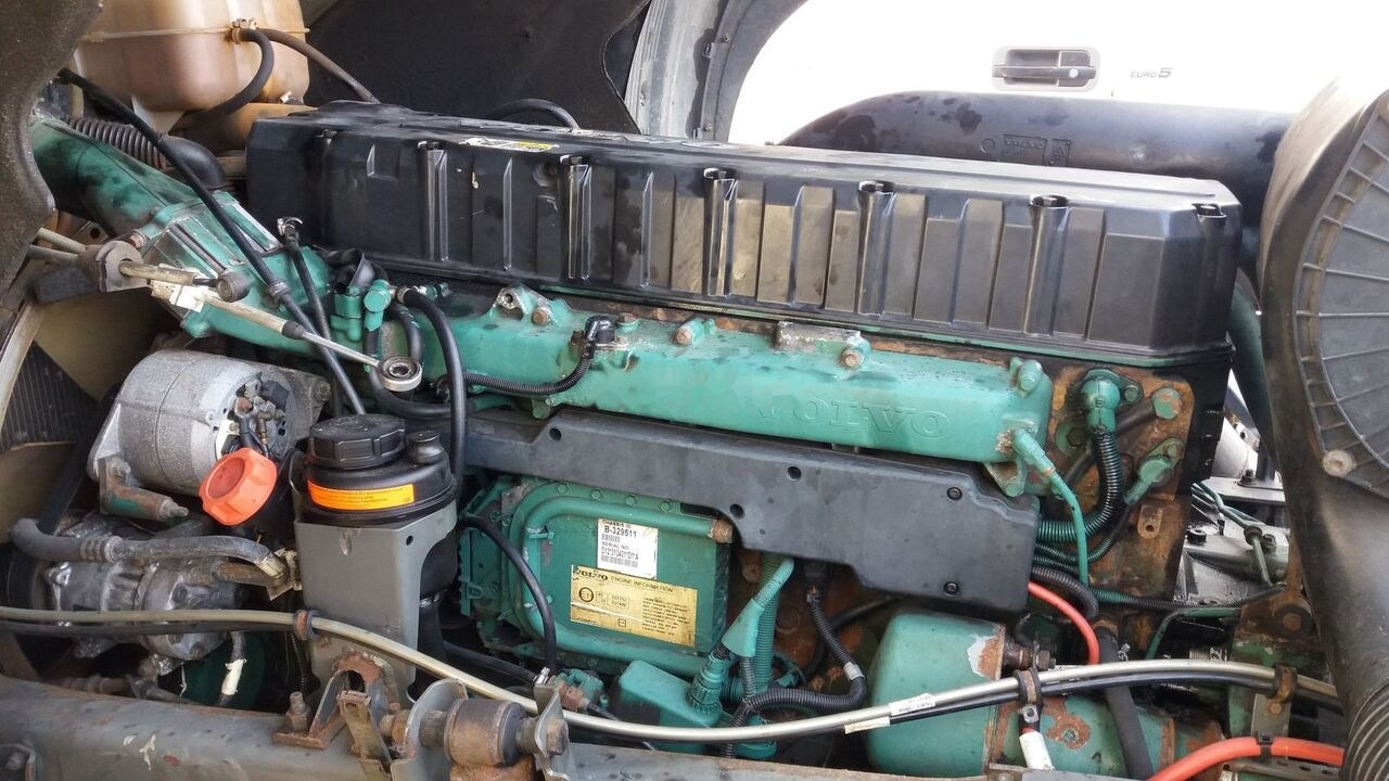 Volvo D12D 460 Volvo FH 12 - Motor para Camión: foto 1 Volvo D12D 460 Volvo FH 12 - Motor para Camión: foto 1