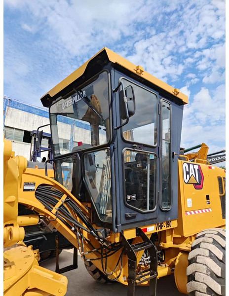 Grader Caterpillar 140K: foto 10