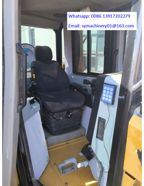 Bulldozer Caterpillar D6R: foto 8 Bulldozer Caterpillar D6R: foto 8