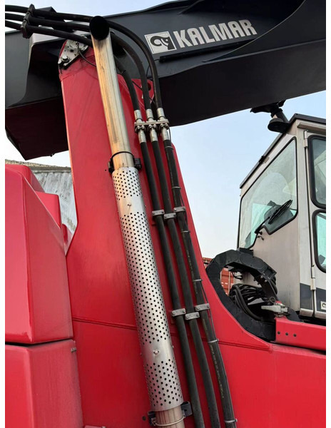 Reach stacker Kalmar DRU450: foto 7
