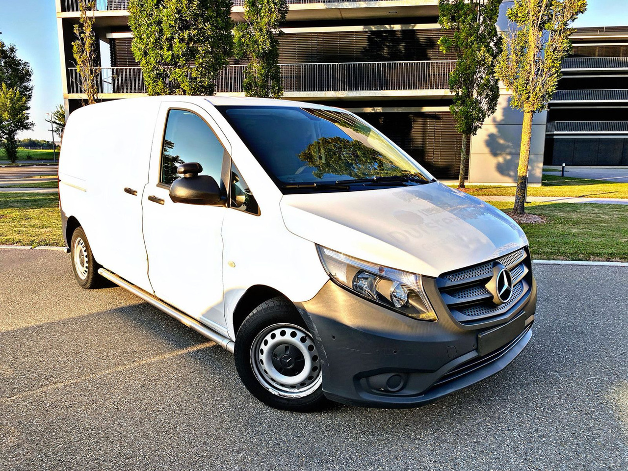Mercedes-Benz Vito Kasten 111 CDI FWD kompakt|Kamera|Navi|19% - Furgoneta pequeña: foto 1 Mercedes-Benz Vito Kasten 111 CDI FWD kompakt|Kamera|Navi|19% - Furgoneta pequeña: foto 1