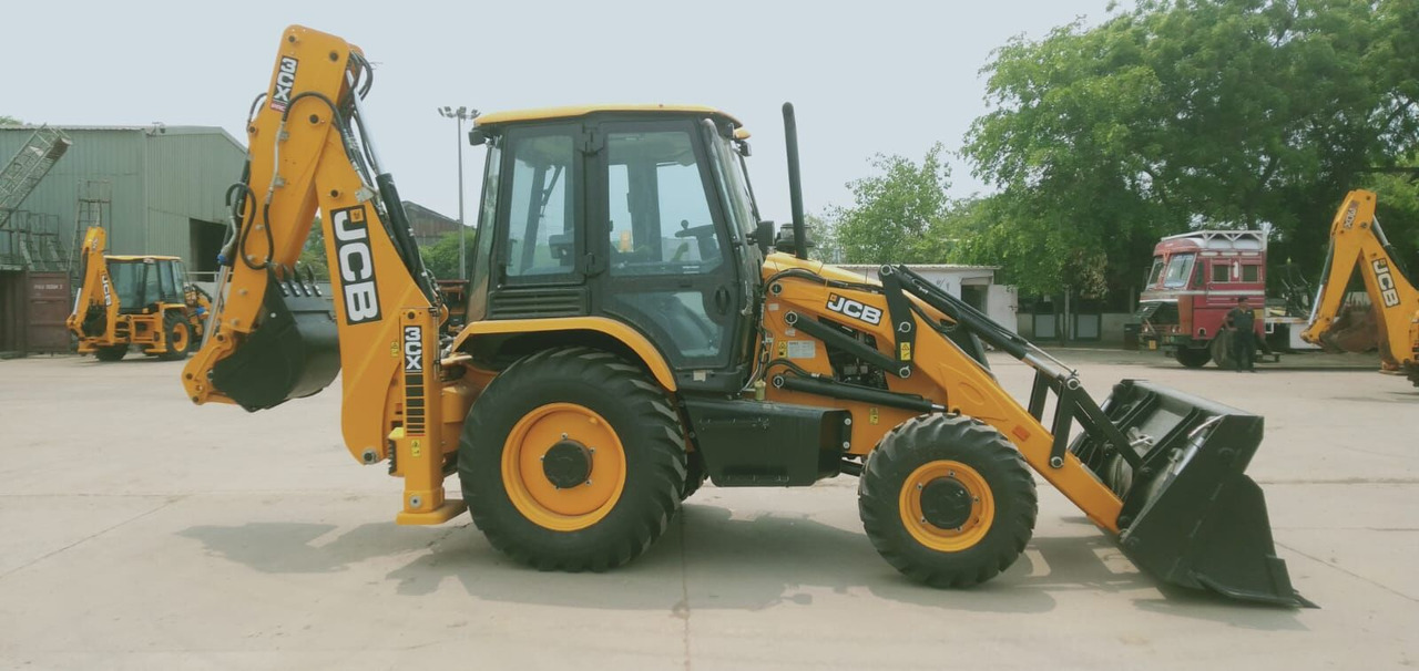 Leasing de  New JCB 3CX backhoe loader New JCB 3CX backhoe loader: foto 14