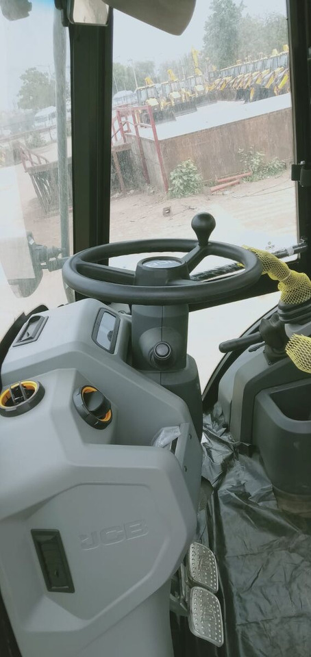 Leasing de  New JCB 3CX backhoe loader New JCB 3CX backhoe loader: foto 7