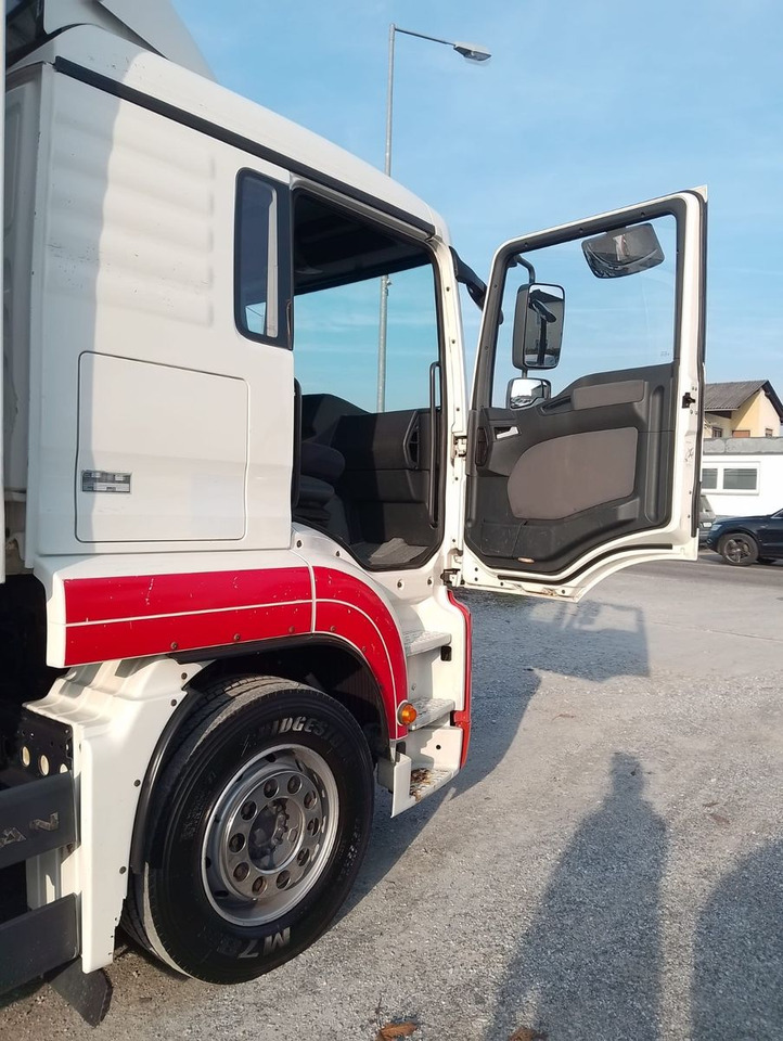 Leasing de  MAN TGA 18 320 MAN TGA 18 320: foto 12