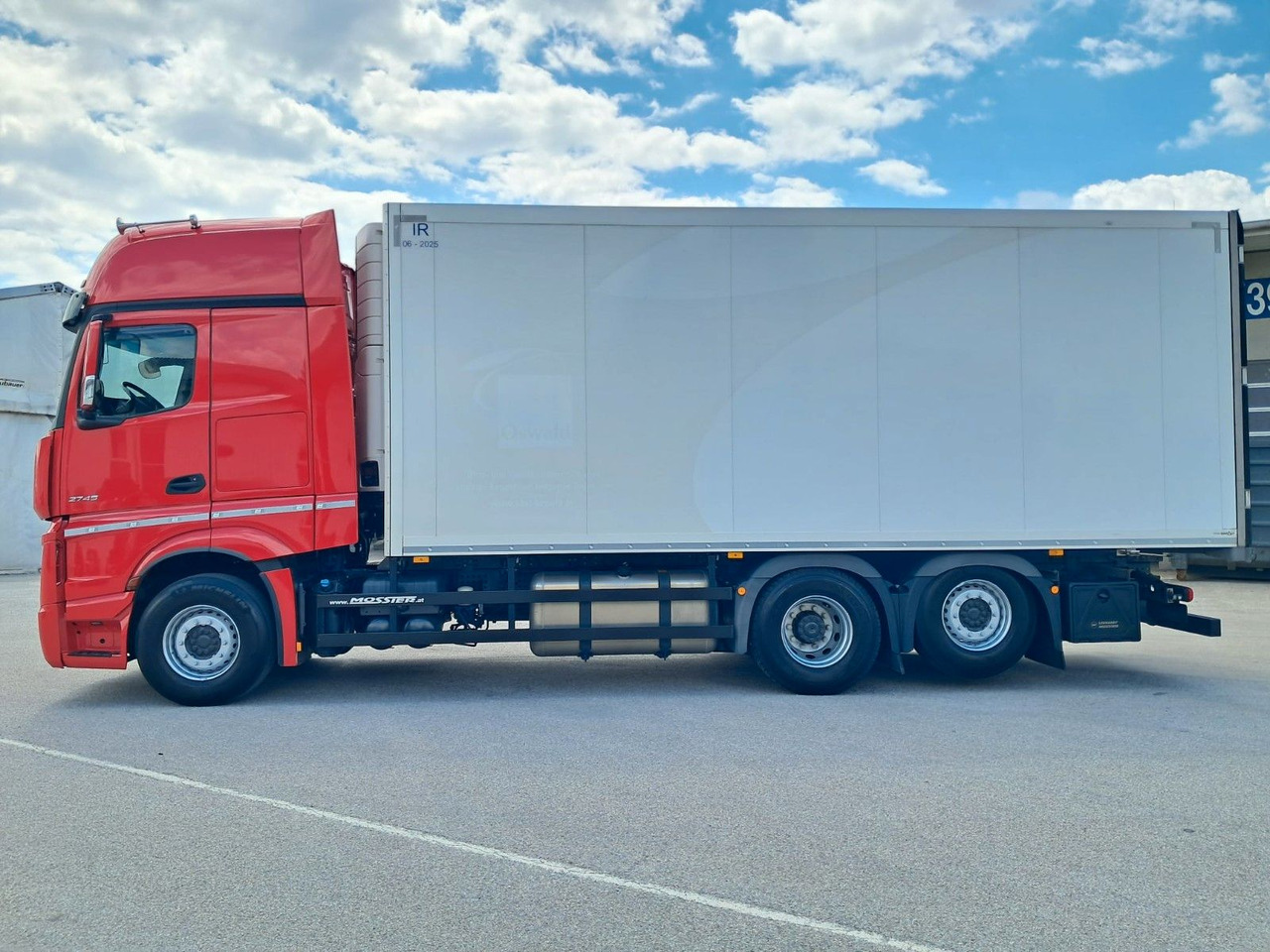 Mercedes-Benz Actros 2745 Kühlkoff | Standklima/heiz | Liftach - Camión frigorífico: foto 4 Mercedes-Benz Actros 2745 Kühlkoff | Standklima/heiz | Liftach - Camión frigorífico: foto 4
