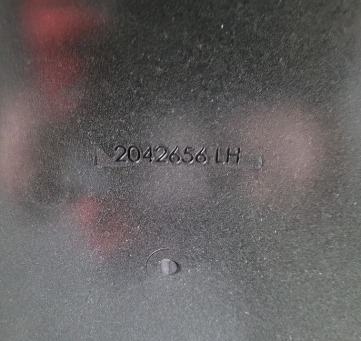 BŁOTNIK DAF XF LH NOWY ORYGINAŁ OM 2042656 - Carrocería y exterior para Camión: foto 3 BŁOTNIK DAF XF LH NOWY ORYGINAŁ OM 2042656 - Carrocería y exterior para Camión: foto 3