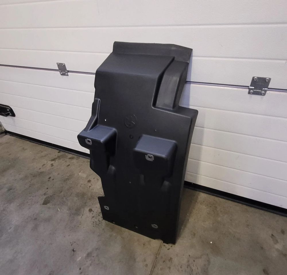 Carrocería y exterior para Camión BŁOTNIK PRAWE RENAULT RANGE T GAMA OM 82647398 CHWALIM116: foto 1