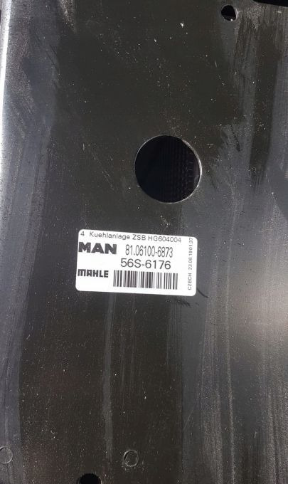 CHŁODNICE MAN TGS E6. MAHLE NOWY ORYGINAŁ 82CM. - Convertidor catalítico: foto 4 CHŁODNICE MAN TGS E6. MAHLE NOWY ORYGINAŁ 82CM. - Convertidor catalítico: foto 4