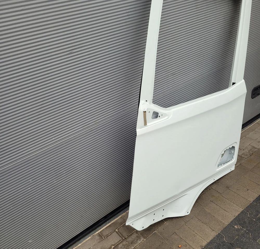 DRZWI DAF XG XG XF NM.LEWE ORYGINAŁ NIEMALOWANE CHWALIM116 - Carrocería y exterior para Camión: foto 2 DRZWI DAF XG XG XF NM.LEWE ORYGINAŁ NIEMALOWANE CHWALIM116 - Carrocería y exterior para Camión: foto 2