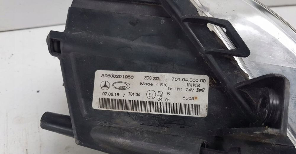 LAMPA HALOGEN MERCEDES ANTOS A9608201956 - Faro delantero para Camión: foto 3 LAMPA HALOGEN MERCEDES ANTOS A9608201956 - Faro delantero para Camión: foto 3