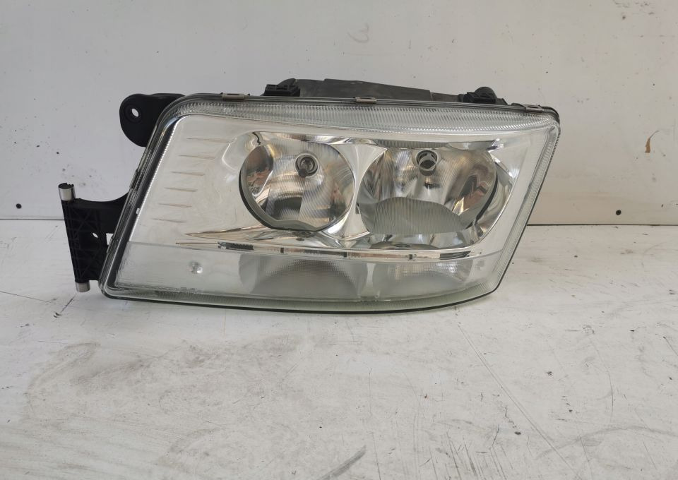 LAMPA MAN TGX E6 LIFT LH. MOCNY LED ORYGINAŁ - Luz/ Iluminación para Camión: foto 1 LAMPA MAN TGX E6 LIFT LH. MOCNY LED ORYGINAŁ - Luz/ Iluminación para Camión: foto 1