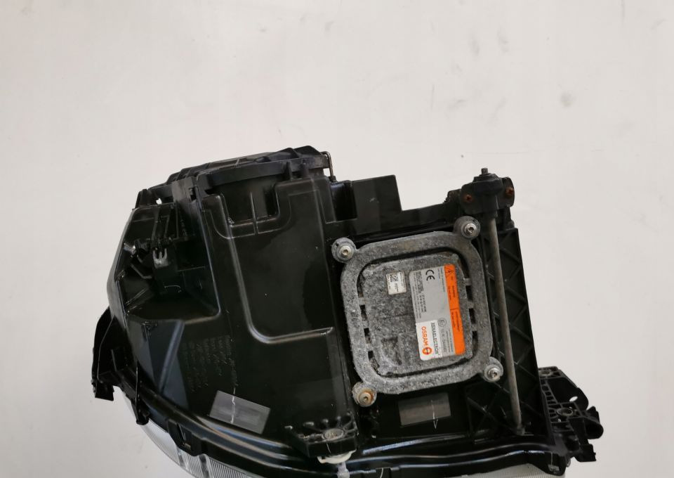 LAMPA MERCEDES ACTROS ANTOS XENON mp4 A9608202639 - Faro delantero: foto 3 LAMPA MERCEDES ACTROS ANTOS XENON mp4 A9608202639 - Faro delantero: foto 3