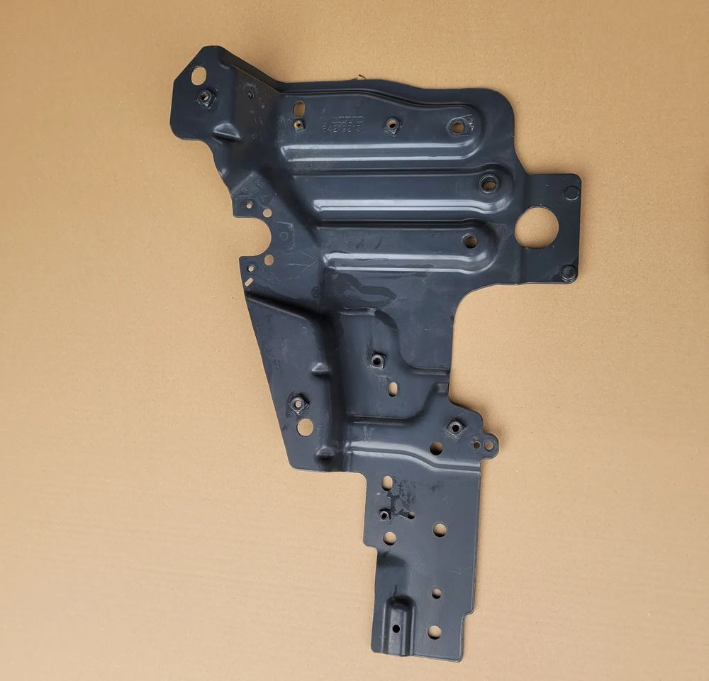 MOCOWANIE WSPORNIK VOLVO FH5 RH/LH 84219217 /84219213 ORYGINAŁ CHWALIM116 - Carrocería y exterior para Camión: foto 2 MOCOWANIE WSPORNIK VOLVO FH5 RH/LH 84219217 /84219213 ORYGINAŁ CHWALIM116 - Carrocería y exterior para Camión: foto 2