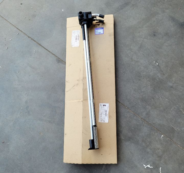 NOWY SMOK PALIWA VOLVO FH4 RANGE T OM 21714536 70CM - Procesamiento de combustible para Camión: foto 1 NOWY SMOK PALIWA VOLVO FH4 RANGE T OM 21714536 70CM - Procesamiento de combustible para Camión: foto 1