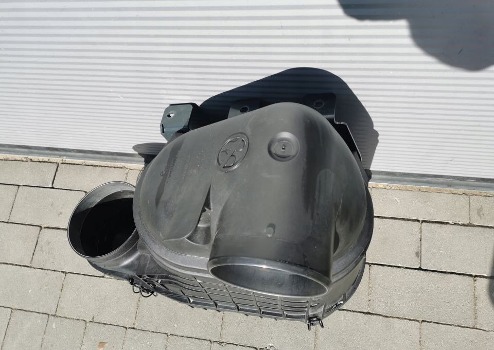 Obudowa filtra powietrza iveco eurocargo 580155845 - Filtro de aire para Camión: foto 3 Obudowa filtra powietrza iveco eurocargo 580155845 - Filtro de aire para Camión: foto 3