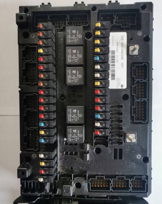 SAM CABIN MERCEDES ACTROS MP4 A001 446 24 58/001 - Fusible para Camión: foto 1 SAM CABIN MERCEDES ACTROS MP4 A001 446 24 58/001 - Fusible para Camión: foto 1