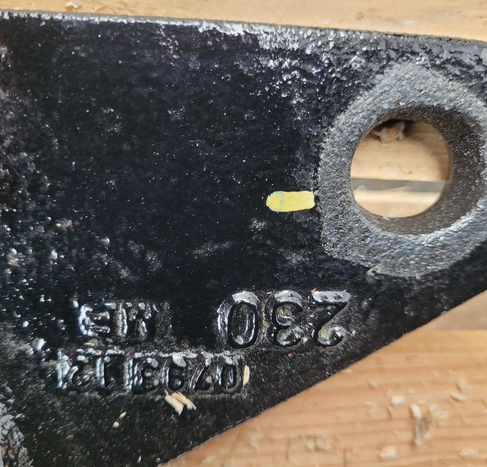 SIODŁO NOWE FONTAINE TYPE 150SP2 230MM.DAF 1740185 CHWALIM116 - Quinta rueda para Camión: foto 4 SIODŁO NOWE FONTAINE TYPE 150SP2 230MM.DAF 1740185 CHWALIM116 - Quinta rueda para Camión: foto 4