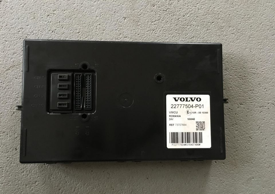 Unidad de control para Camión STEROWNIK KOMPUTER VOLVO 73707684 24V VMCU E13: foto 1