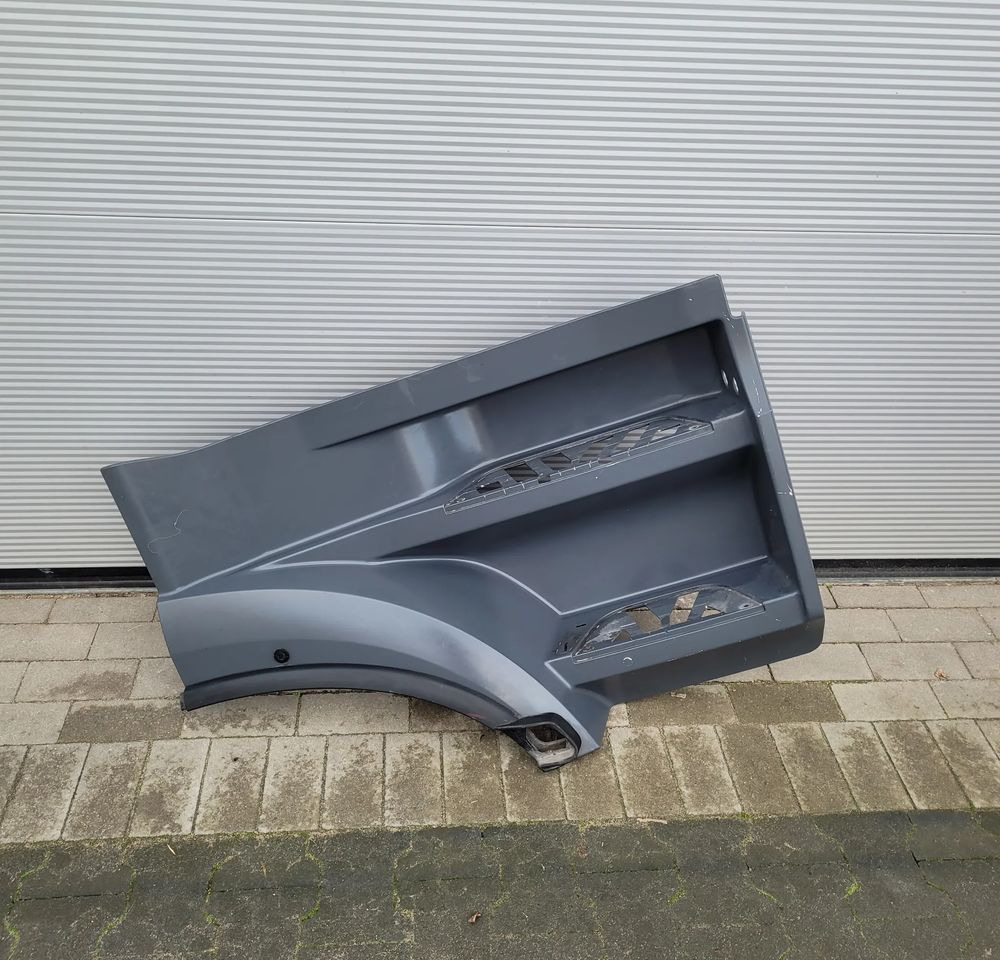 STOPNICA MERCEDES ACTROS MP4 ORYGINAŁ PRAWA CHWALIM116 - Peldaño para Camión: foto 1 STOPNICA MERCEDES ACTROS MP4 ORYGINAŁ PRAWA CHWALIM116 - Peldaño para Camión: foto 1