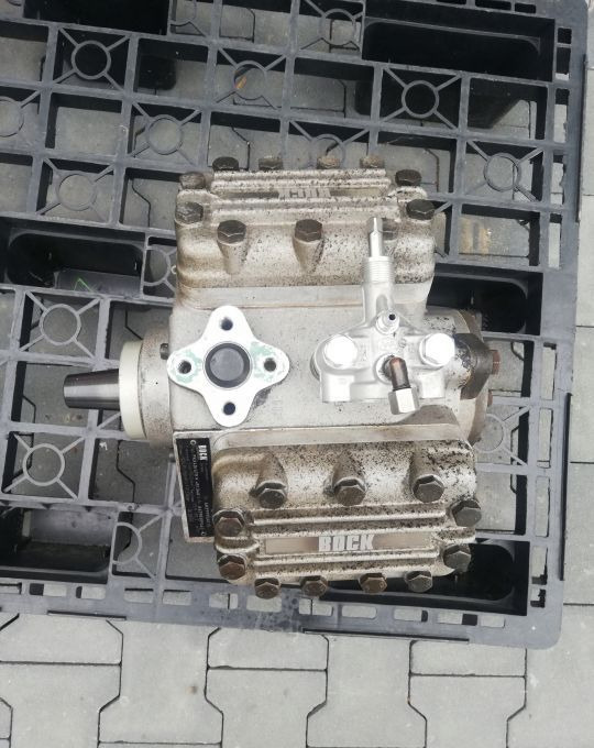 Sprężarka kompresor klimatyzacji Bock FKX40/470K - Compresor de aire acondicionado para Camión: foto 2 Sprężarka kompresor klimatyzacji Bock FKX40/470K - Compresor de aire acondicionado para Camión: foto 2