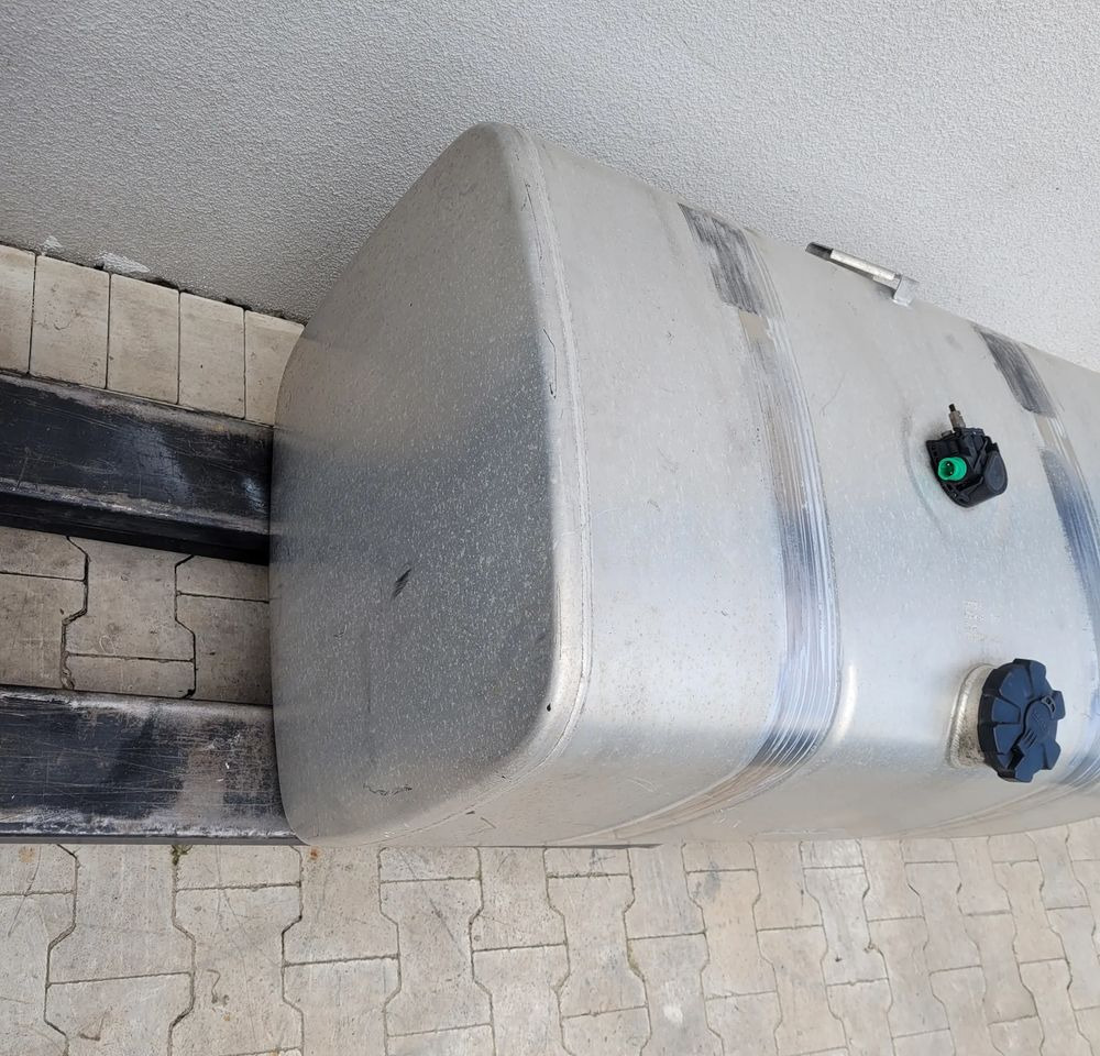 ZBIORNIK PALIWA DAF XF 106 CF 430L - Procesamiento de combustible: foto 3 ZBIORNIK PALIWA DAF XF 106 CF 430L - Procesamiento de combustible: foto 3