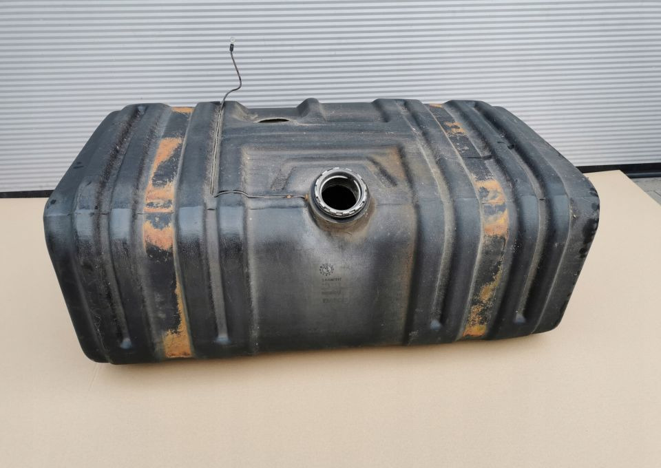 ZBIORNIK PALIWA IVECO EUROCARGO 504087317 - Depósito de combustible para Camión: foto 1 ZBIORNIK PALIWA IVECO EUROCARGO 504087317 - Depósito de combustible para Camión: foto 1