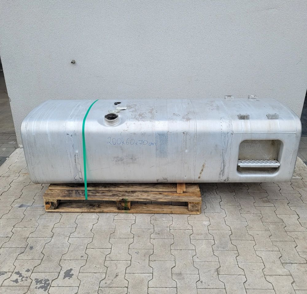 ZBIORNIK PALIWA MAN TGX TGS 200X60X70CM - Depósito de combustible para Camión: foto 1 ZBIORNIK PALIWA MAN TGX TGS 200X60X70CM - Depósito de combustible para Camión: foto 1