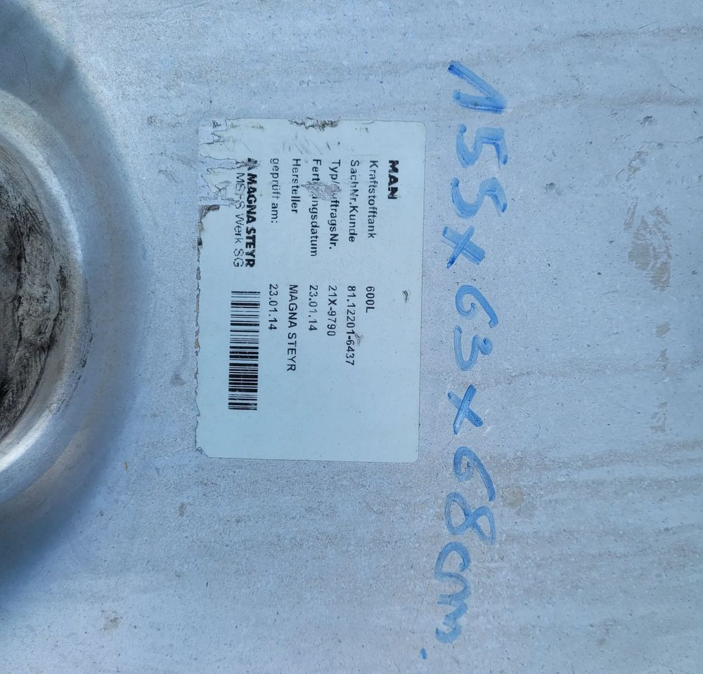 ZBIORNIK PALIWA MAN TGX TGS 600 81.12201-6437 155X63X68 - Procesamiento de combustible: foto 4 ZBIORNIK PALIWA MAN TGX TGS 600 81.12201-6437 155X63X68 - Procesamiento de combustible: foto 4