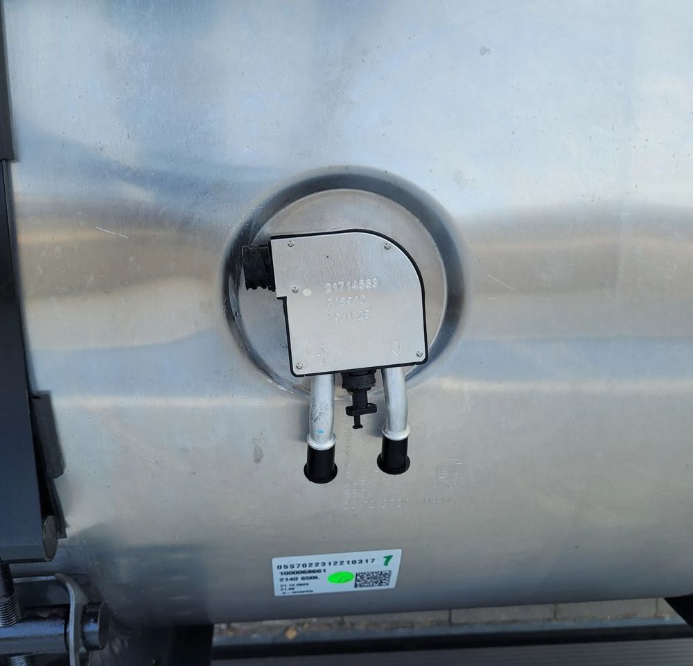 ZBIORNIK PALIWA VOLVO FH4 FH5 215164455 650L 160X70X70CM CHWALIM116 - Procesamiento de combustible para Camión: foto 4 ZBIORNIK PALIWA VOLVO FH4 FH5 215164455 650L 160X70X70CM CHWALIM116 - Procesamiento de combustible para Camión: foto 4