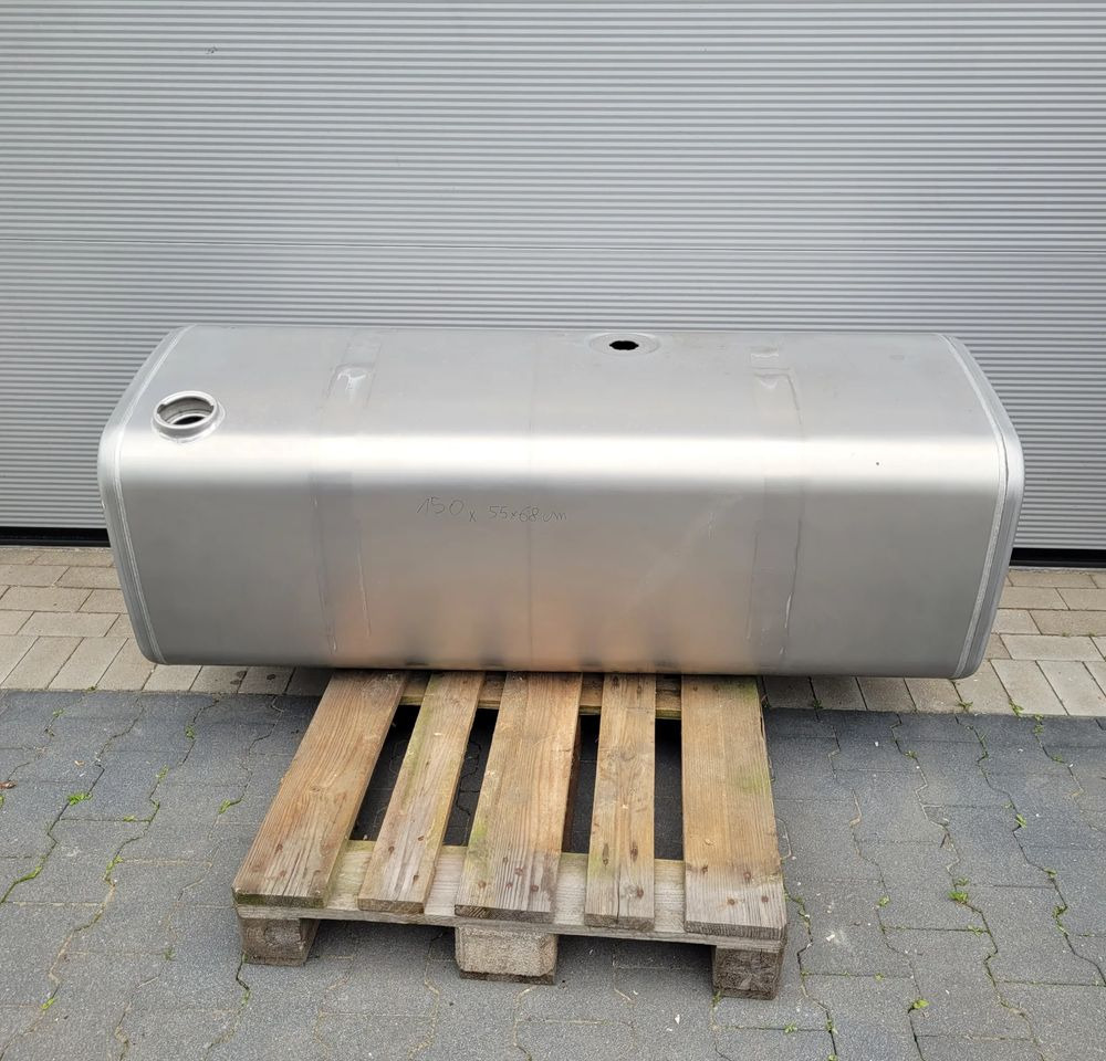 ZBIORNIK PALIWA VOLVO FH4 FH5 GAMA 150X55X68 CM 475L 22038784 CHWALIM116 - Procesamiento de combustible para Camión: foto 1 ZBIORNIK PALIWA VOLVO FH4 FH5 GAMA 150X55X68 CM 475L 22038784 CHWALIM116 - Procesamiento de combustible para Camión: foto 1