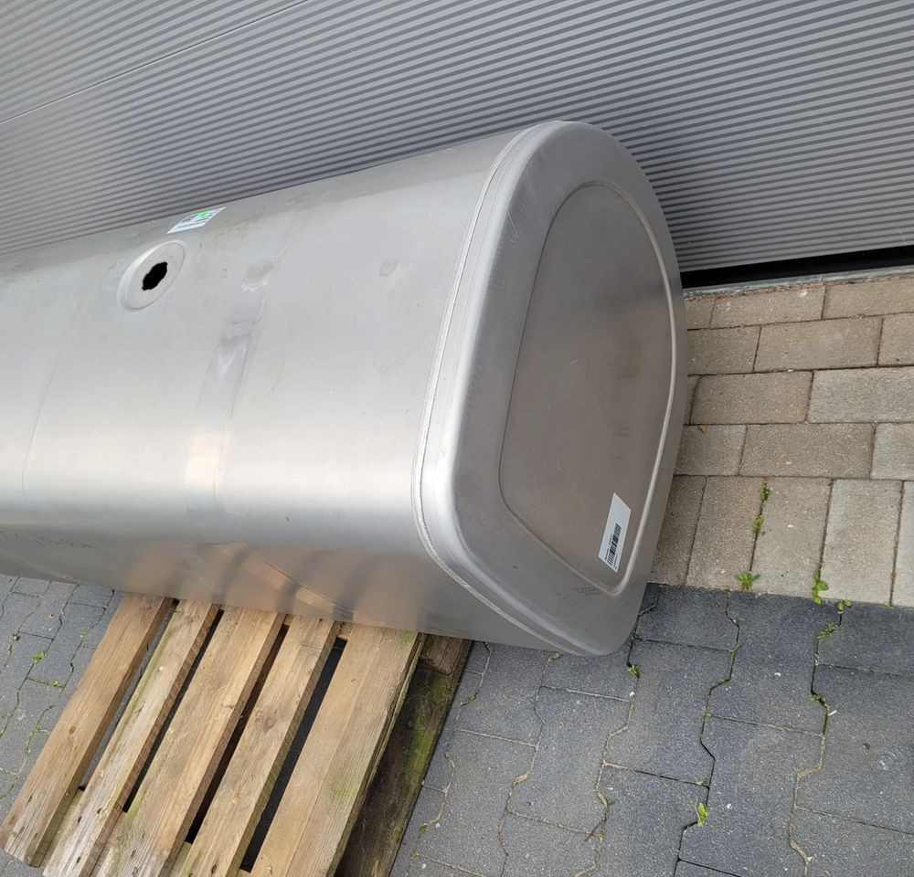 ZBIORNIK PALIWA VOLVO FH4 FH5 GAMA 150X55X68 CM 475L 22038784 CHWALIM116 - Procesamiento de combustible para Camión: foto 3 ZBIORNIK PALIWA VOLVO FH4 FH5 GAMA 150X55X68 CM 475L 22038784 CHWALIM116 - Procesamiento de combustible para Camión: foto 3