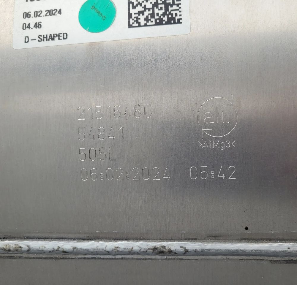 ZBIORNIK PALIWA VOLVO FH4 FH5 GAMA 160x55x68cm 505L 21516480 CHWALIM116 - Procesamiento de combustible para Camión: foto 4 ZBIORNIK PALIWA VOLVO FH4 FH5 GAMA 160x55x68cm 505L 21516480 CHWALIM116 - Procesamiento de combustible para Camión: foto 4