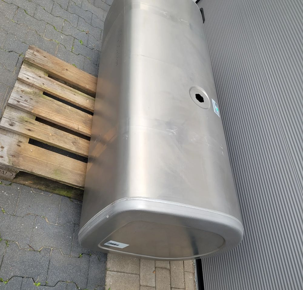 ZBIORNIK PALIWA VOLVO FH4 FH5 GAMA 160x55x68cm 505L 21516480 CHWALIM116 - Procesamiento de combustible para Camión: foto 3 ZBIORNIK PALIWA VOLVO FH4 FH5 GAMA 160x55x68cm 505L 21516480 CHWALIM116 - Procesamiento de combustible para Camión: foto 3