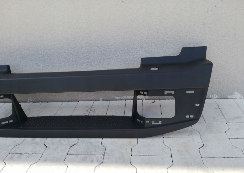 ZDERZAK GRILL ATRAPA VOLVO FL FE 82526825 NOWY ORY - Parrilla para Camión: foto 3 ZDERZAK GRILL ATRAPA VOLVO FL FE 82526825 NOWY ORY - Parrilla para Camión: foto 3