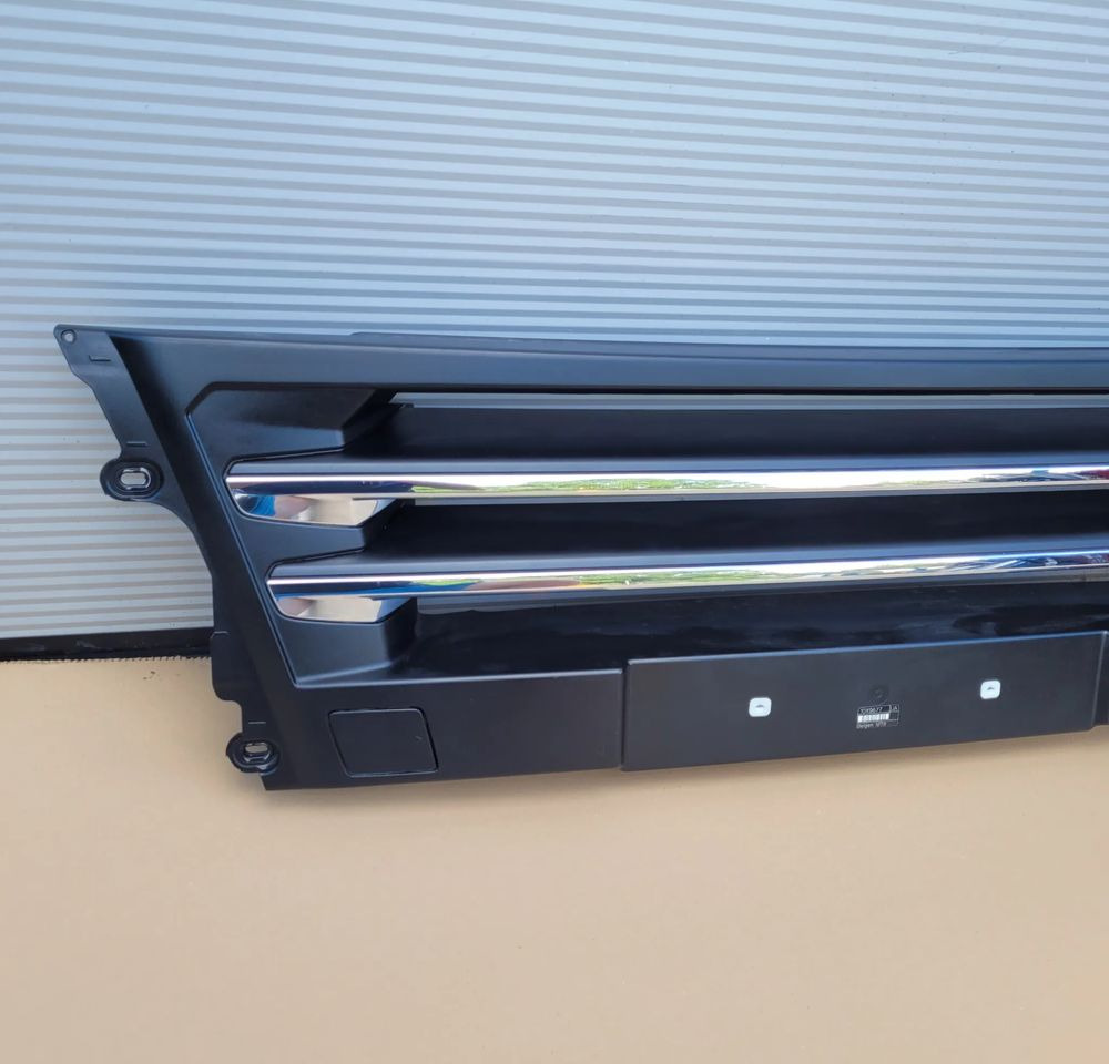 ZDERZAK MAN TGX E6 CHROM LIFT NOWY ORYGINAŁ CHWALIM116 - Parachoques para Camión: foto 3 ZDERZAK MAN TGX E6 CHROM LIFT NOWY ORYGINAŁ CHWALIM116 - Parachoques para Camión: foto 3