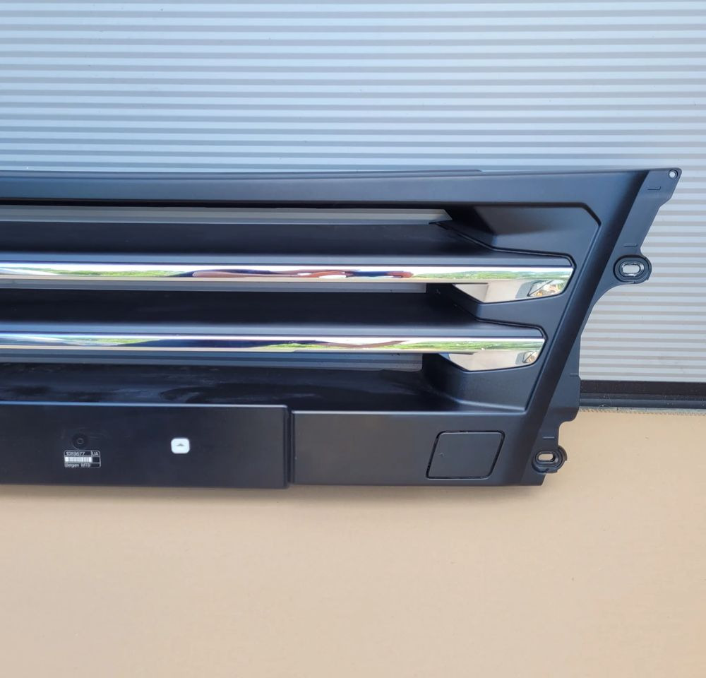 ZDERZAK MAN TGX E6 CHROM LIFT NOWY ORYGINAŁ CHWALIM116 - Parachoques para Camión: foto 2 ZDERZAK MAN TGX E6 CHROM LIFT NOWY ORYGINAŁ CHWALIM116 - Parachoques para Camión: foto 2