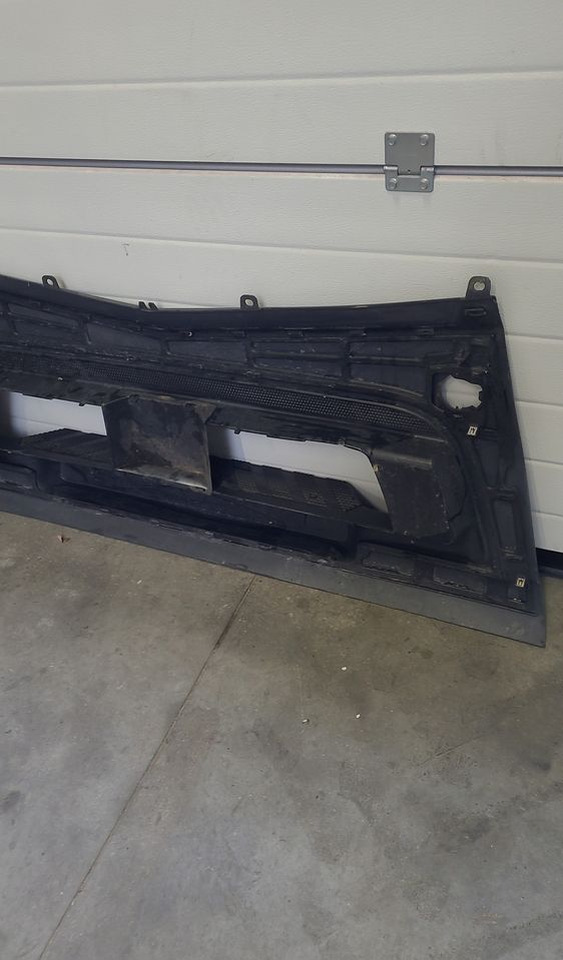 ZDERZAK MERCEDES ACTROS MP4 ORYGINAŁ - Parachoques para Camión: foto 5 ZDERZAK MERCEDES ACTROS MP4 ORYGINAŁ - Parachoques para Camión: foto 5